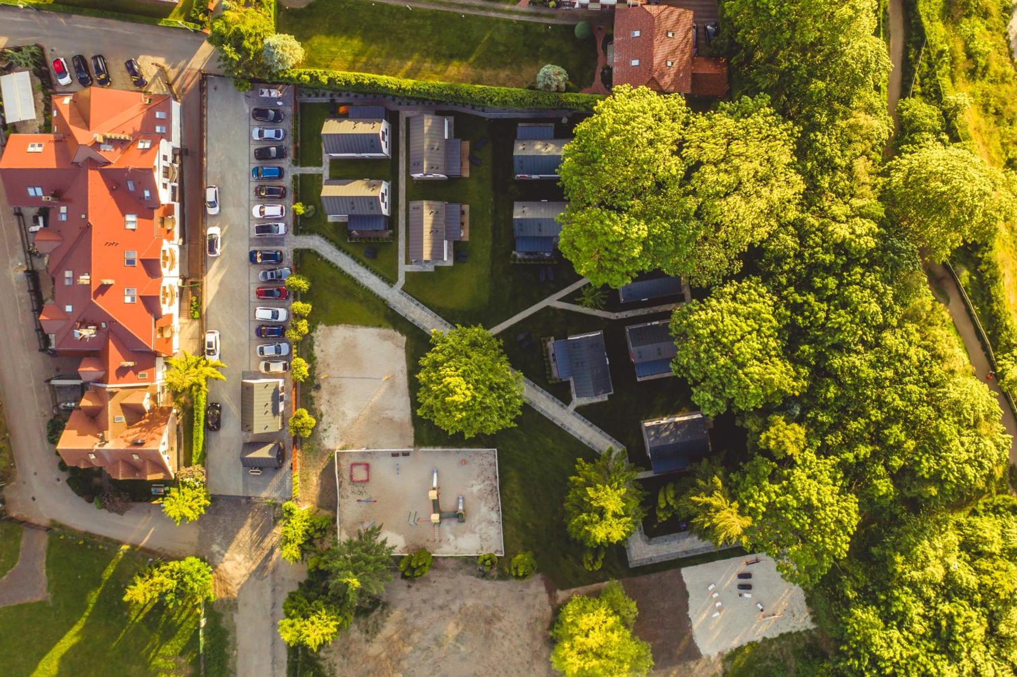 Domki Villa Hoff Resort Тшенсач Экстерьер фото