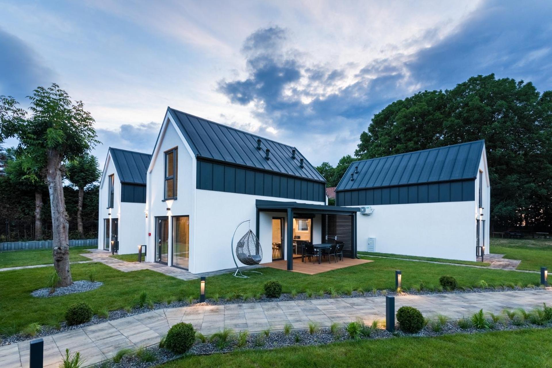 Domki Villa Hoff Resort Тшенсач Экстерьер фото